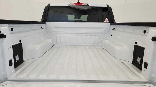 New 2026 Oxford White Ford XL image 20