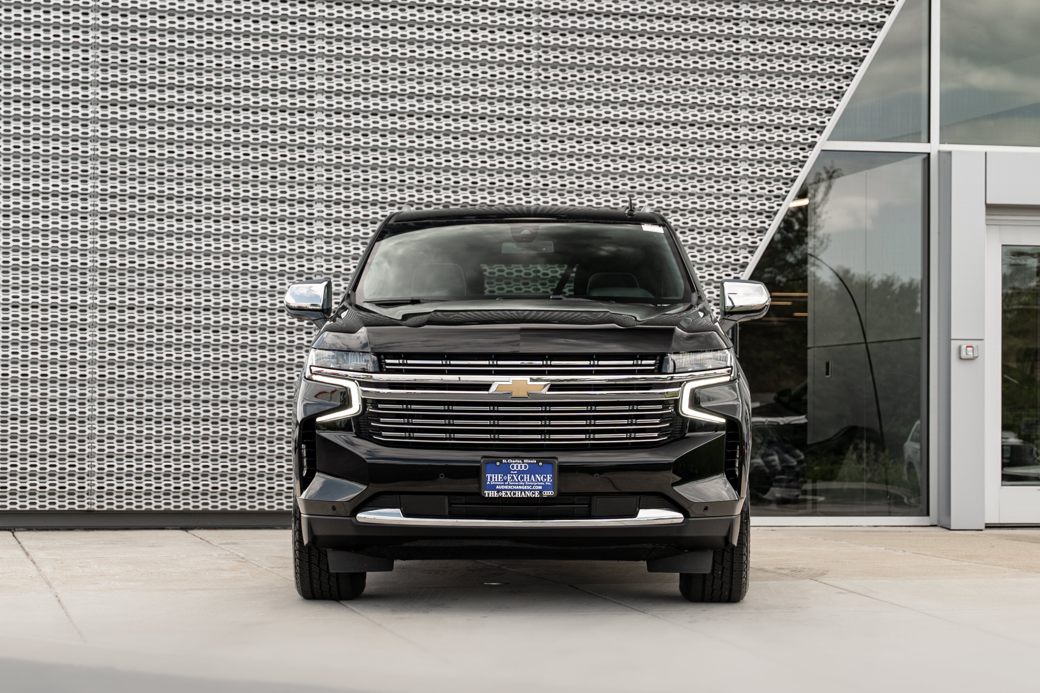 Used 2021 Black Chevrolet Premier image 34