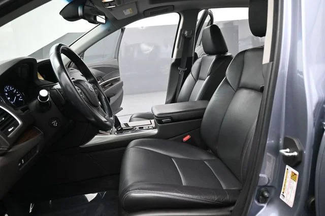 Used 2015  Acura Base image 15