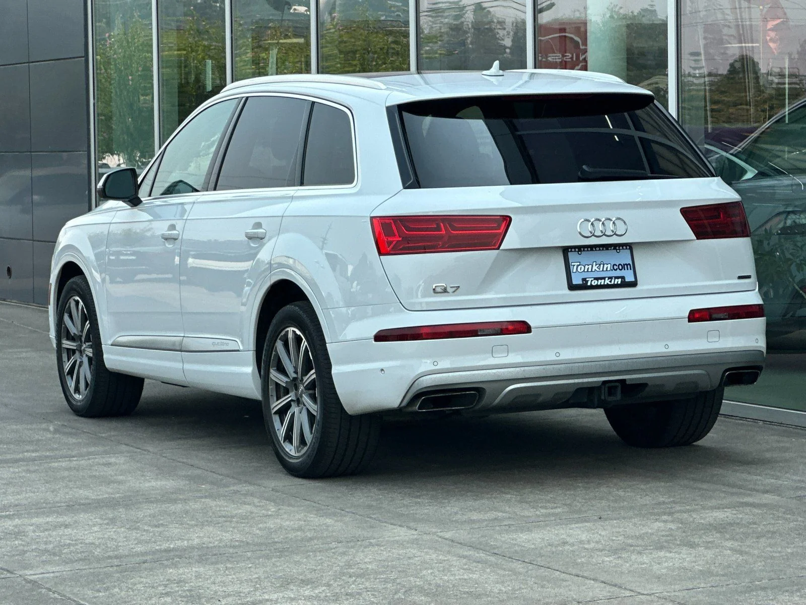 Used 2019 Glacier White Audi 55 Prestige image 5