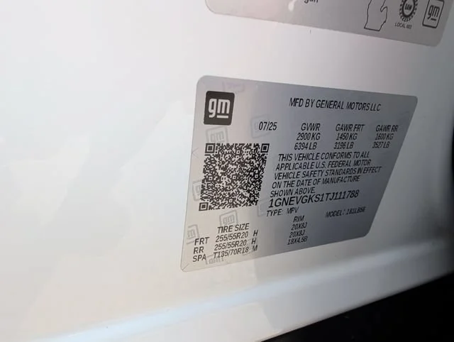 Used 2026 Summit White Chevrolet LT image 35