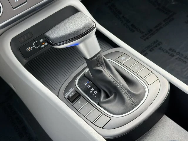 Used 2026 Black Hyundai SE image 29