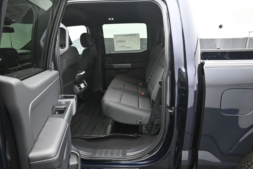 New 2026 Antimatter Blue Metallic Ford XLT image 19