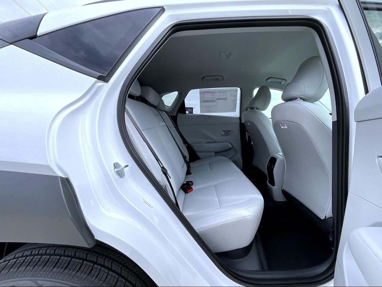 New 2026 White Hyundai SEL Sport image 19