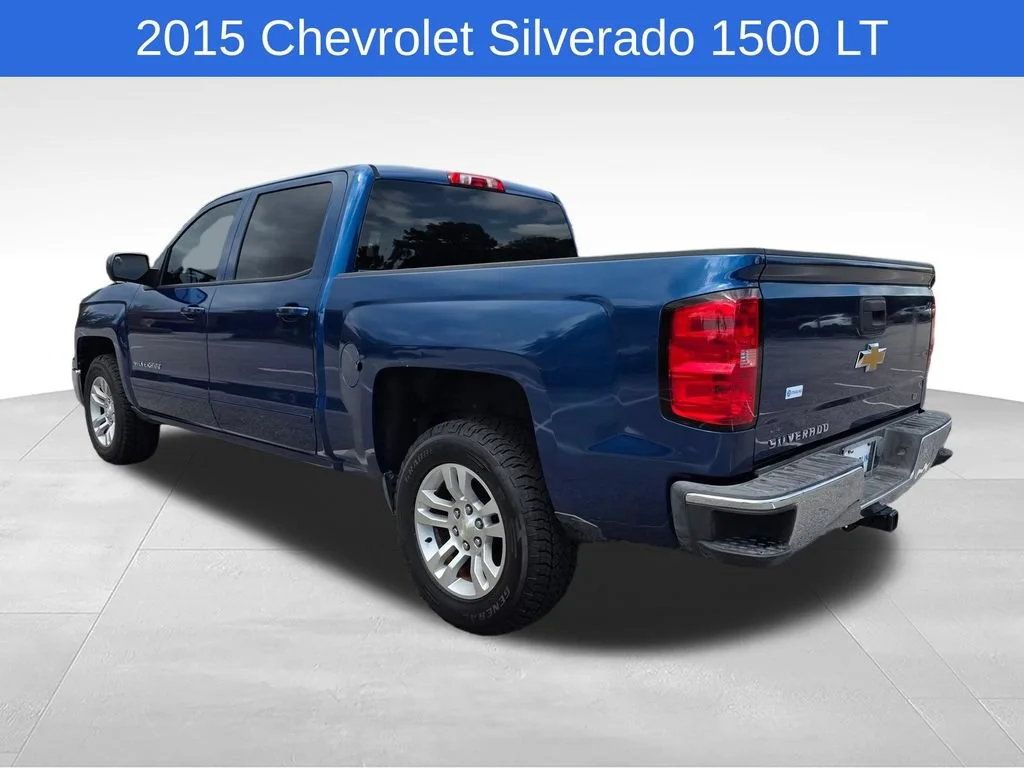 Used 2015 DEEP OCEAN BLUE METALLIC Chevrolet LT image 6