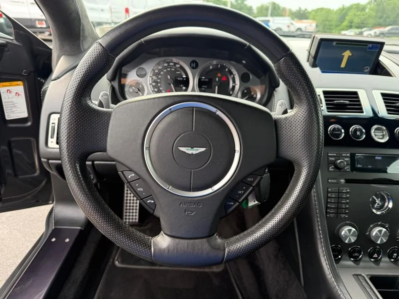 Used 2008 Silver Aston Martin Base image 17