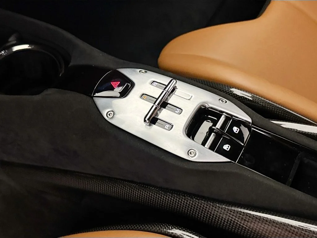 Used 2021 Silver Ferrari  image 17