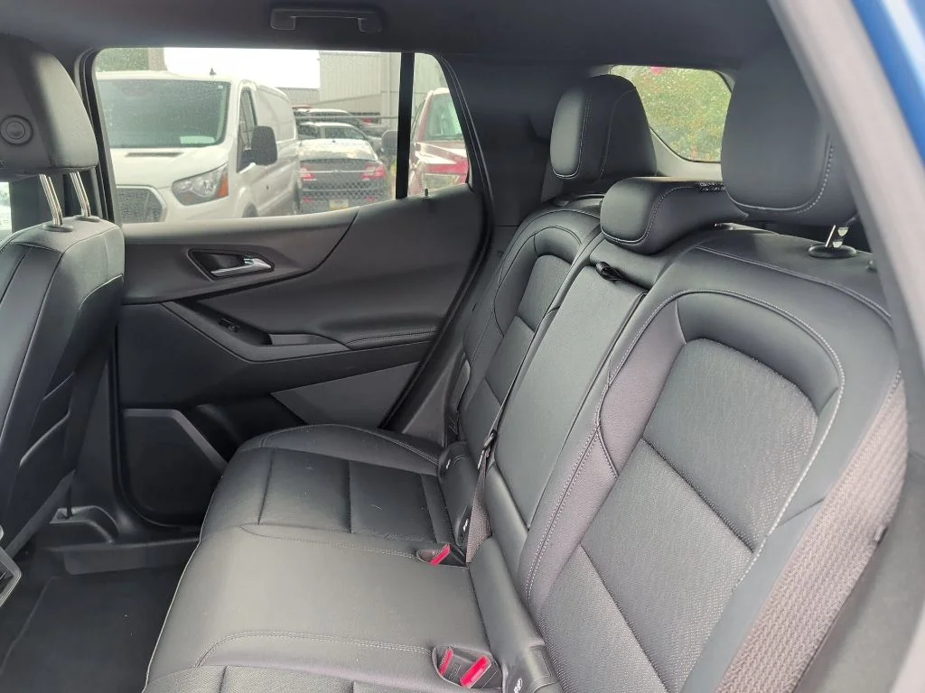 Used 2025 Blue Chevrolet LT image 7