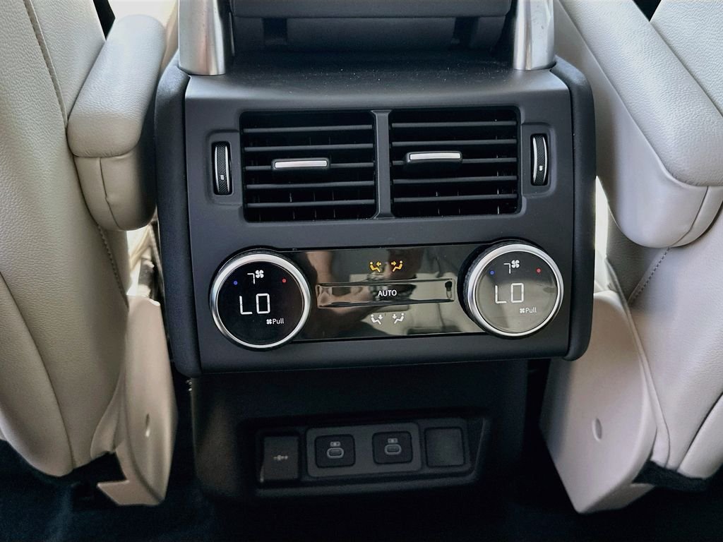 Used 2025 Gray Land Rover Dynamic SE image 26