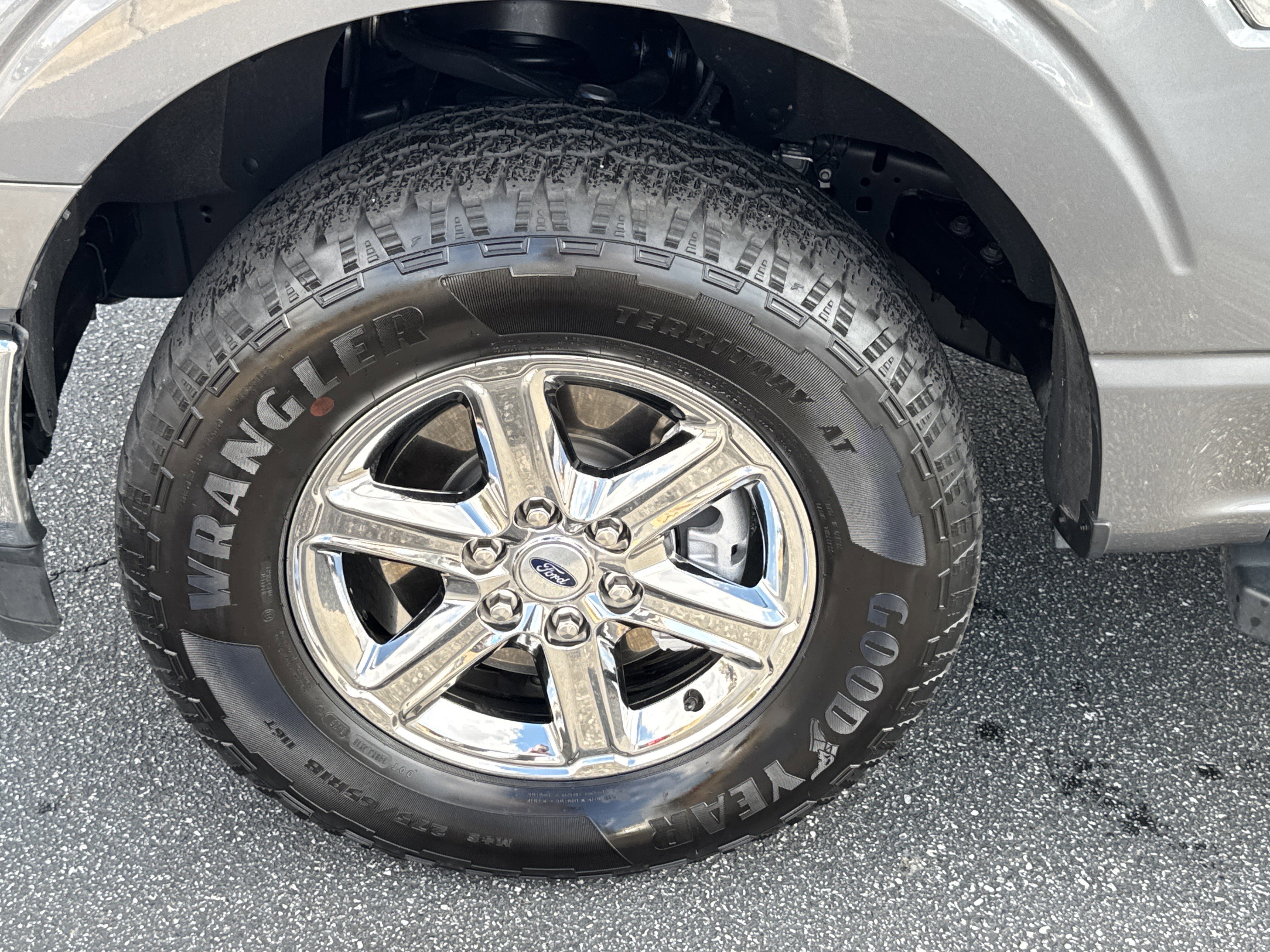 2025 Ford F-150 XLT - Photo 11