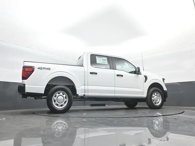 Used 2025 Oxford White Ford XL image 38