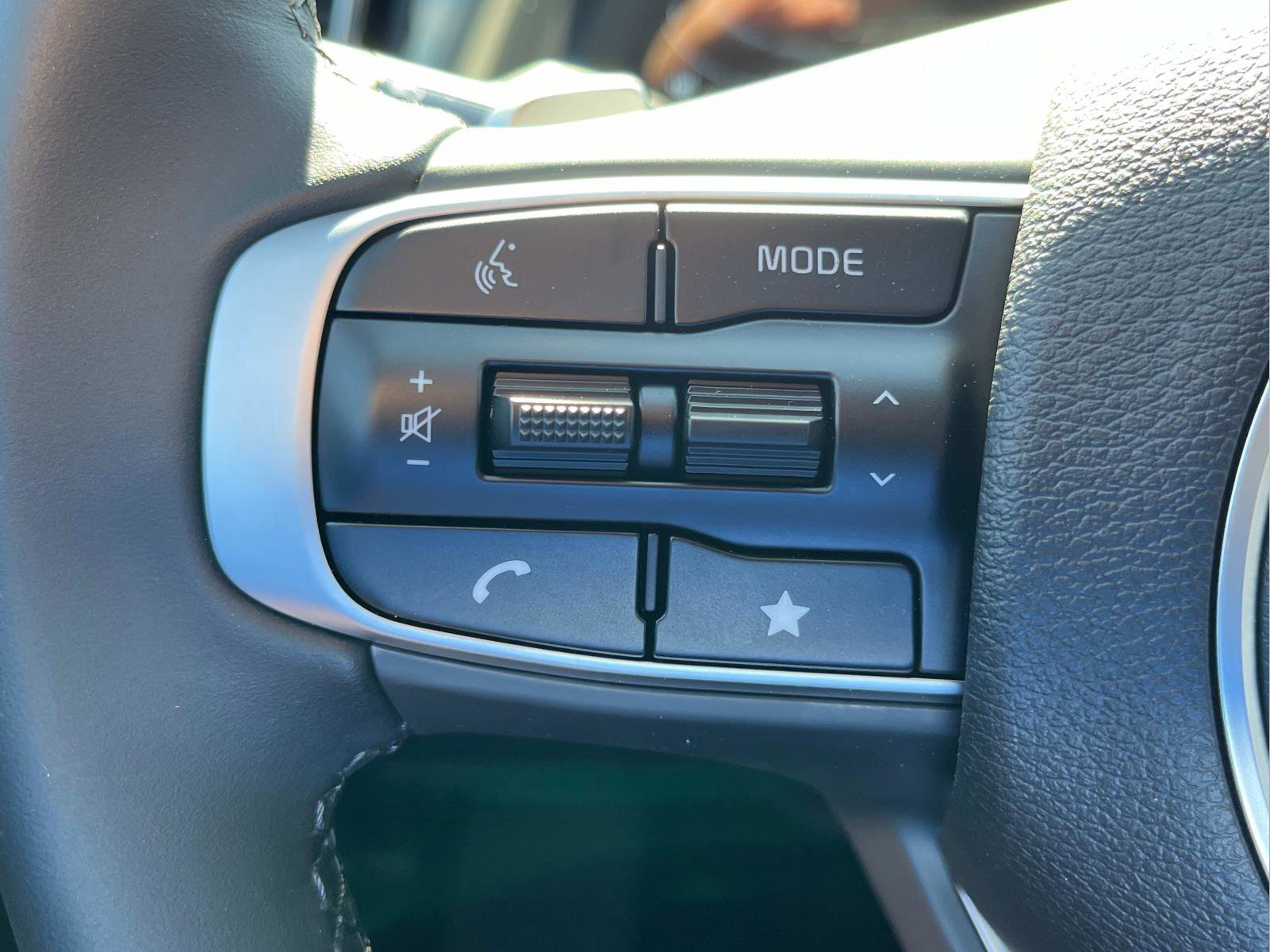 2025 Kia Sportage X-Line - Photo 27