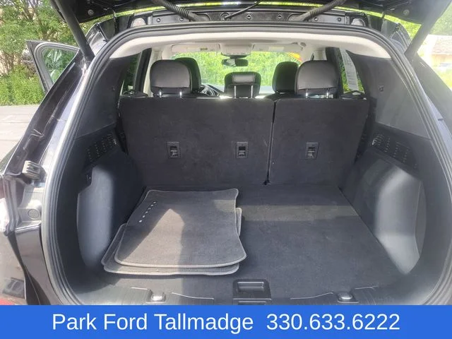 Used 2022 Black Metallic Ford Titanium image 12