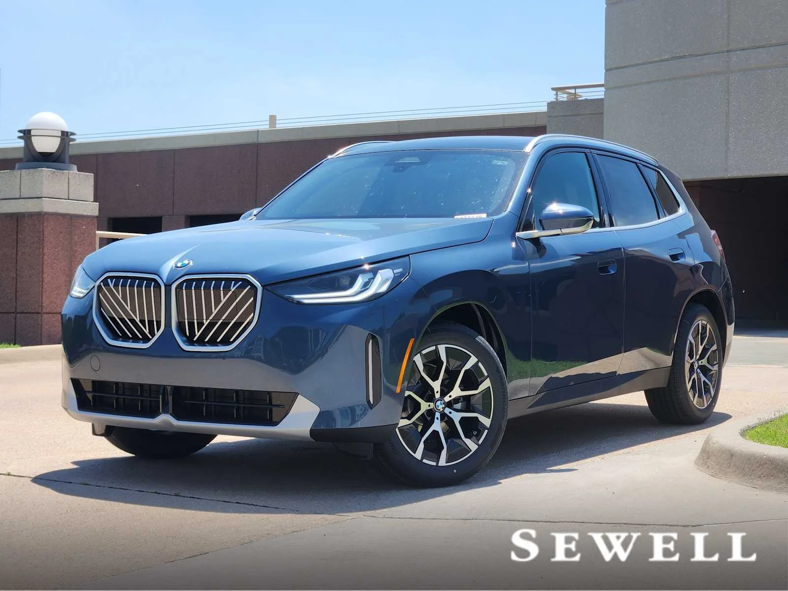 2026 BMW X3 30 XDRIVE's photo