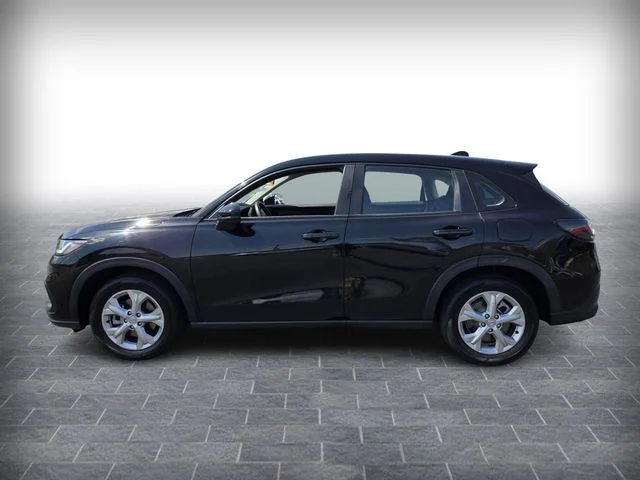 Used 2023 Black Honda LX image 4