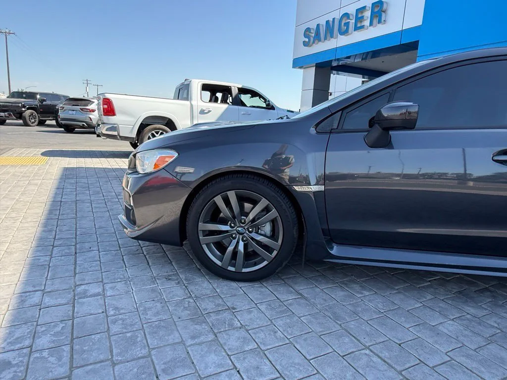 Used 2017 Gray Subaru Premium image 5