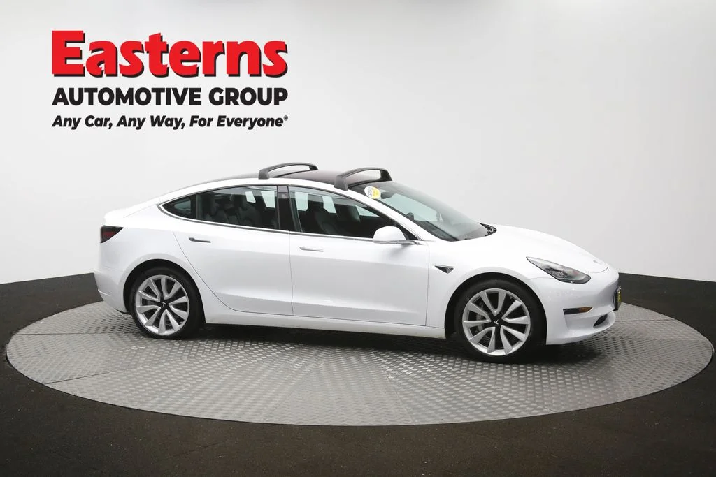 Used 2018 White Tesla Long Range image 41