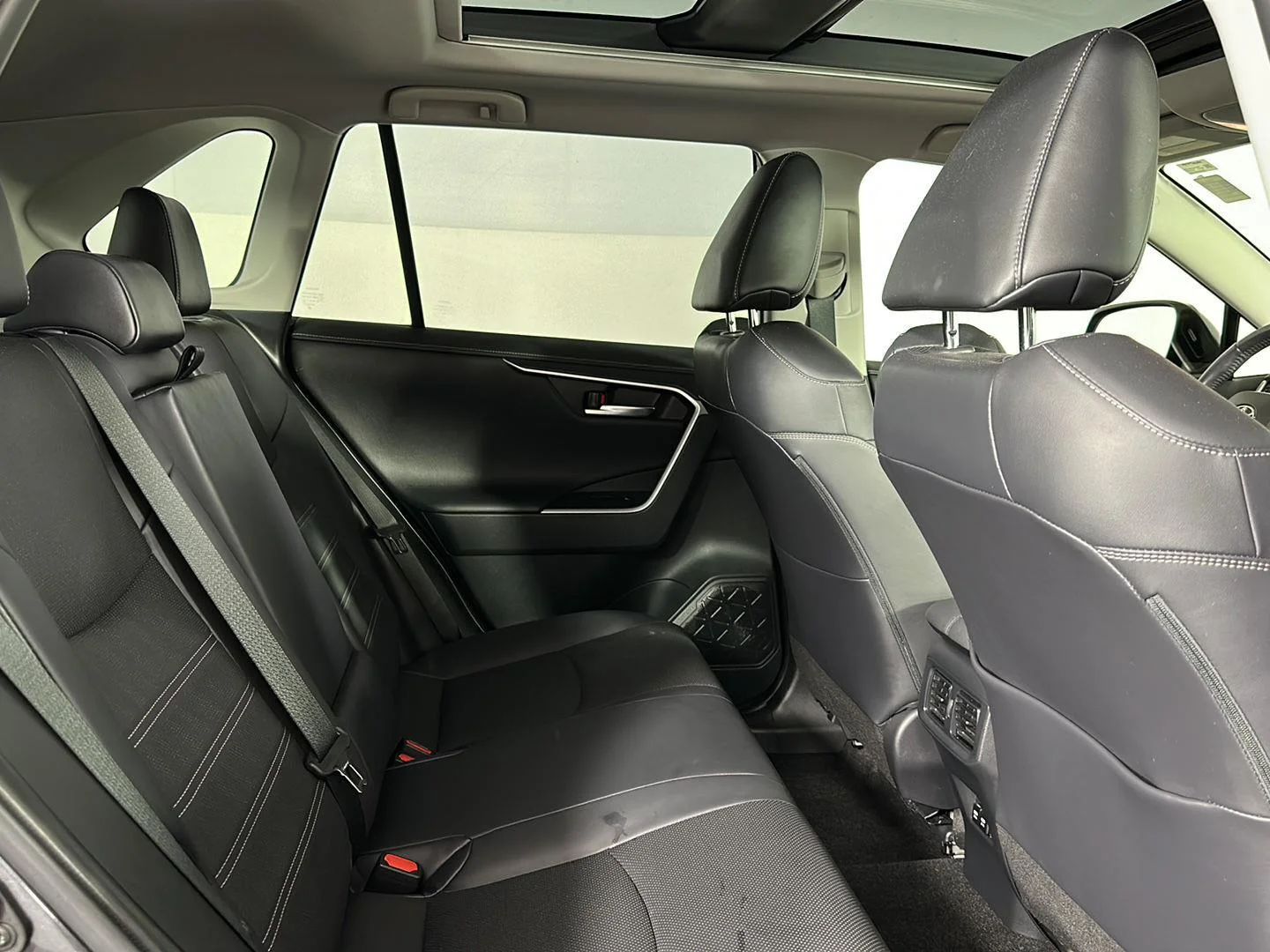 Used 2019 Magnetic Gray Metallic Toyota Limited image 28