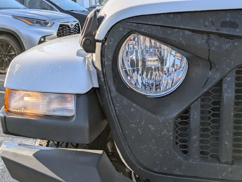 Certified Used 2021 Bright White Clearcoat Jeep Sport image 8