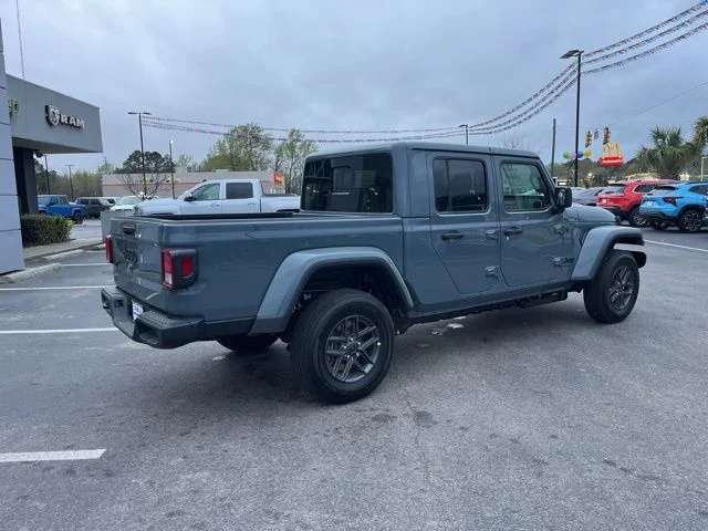 New 2026 Anvil Clearcoat Jeep Sport S image 3