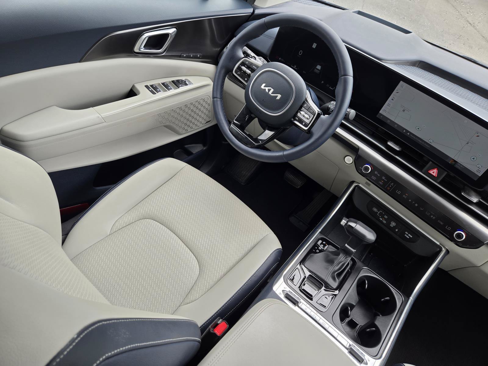 2025 Kia Carnival SX Prestige - Photo 21