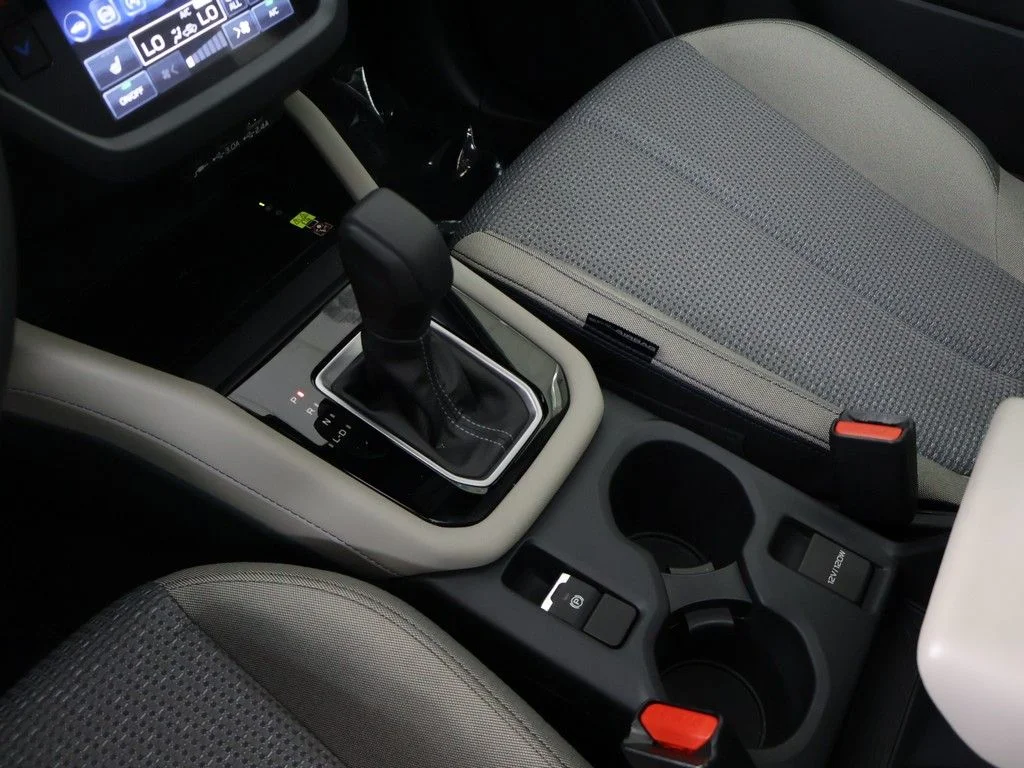 Used 2025 Gray Metallic Subaru Premium image 50