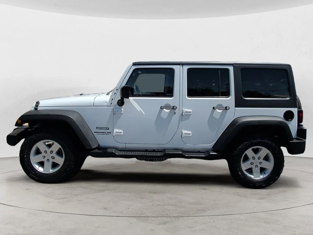 Used 2015 White Jeep Unlimited Sport image 2