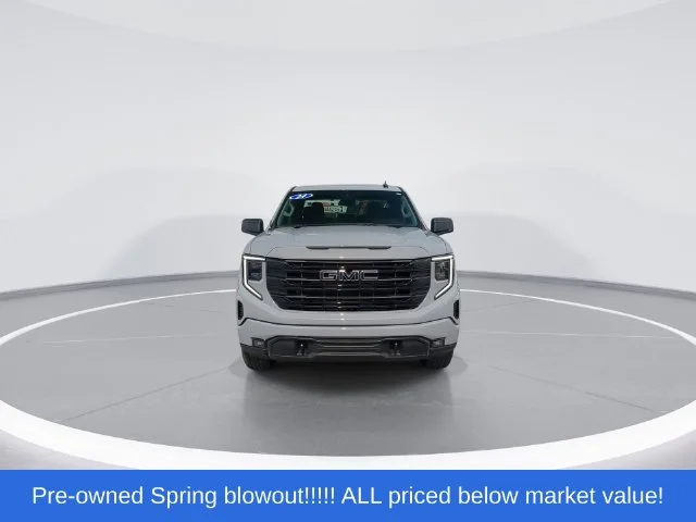 Used 2024 Gray GMC Elevation image 3