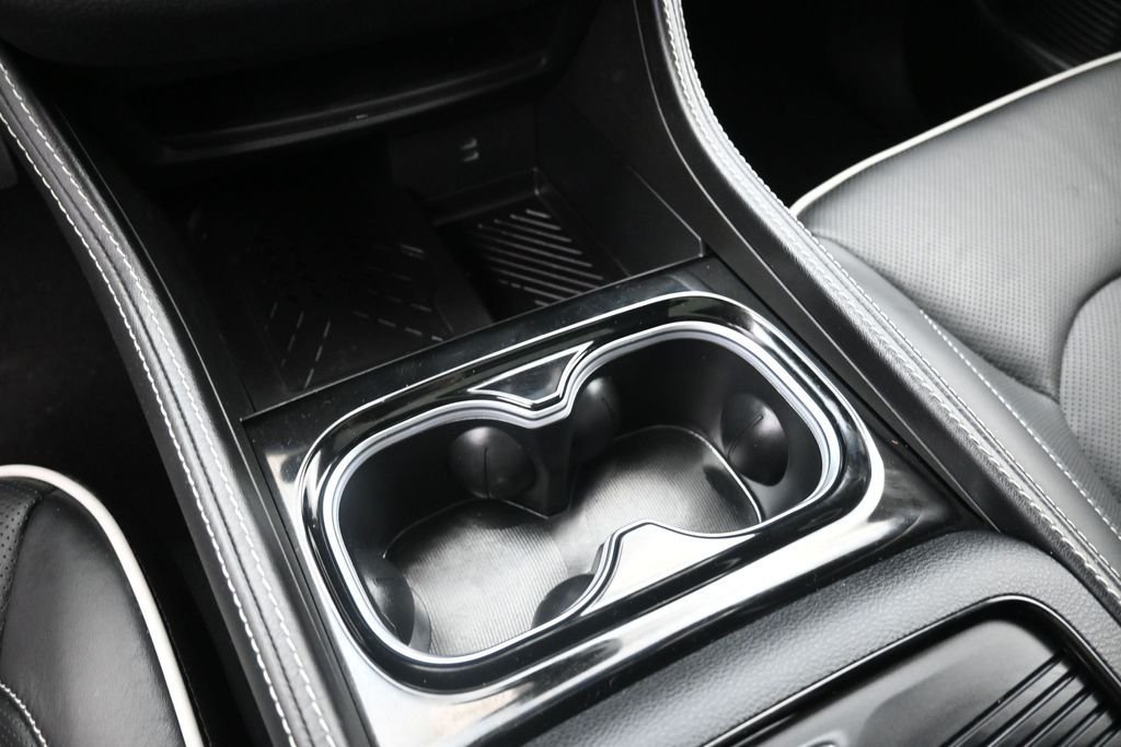 Used 2026 Silver Chrysler Limited image 30