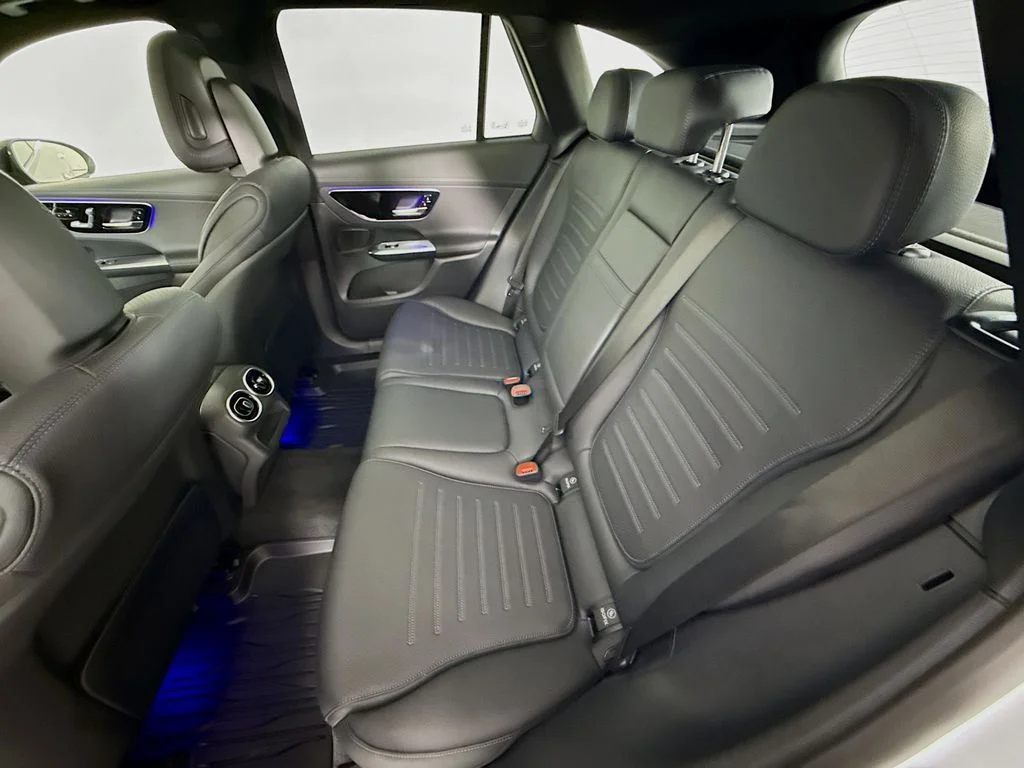 New 2026  Mercedes-Benz GLC 300 image 24