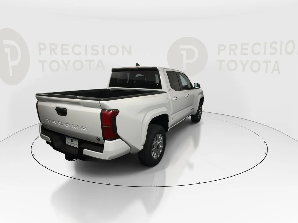 New 2026 Ice Cap Toyota SR5 image 18