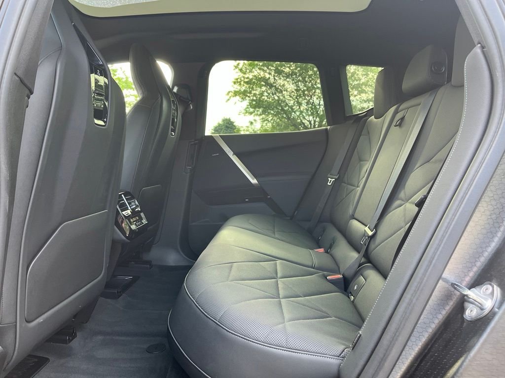 Certified Used 2024 Gray BMW xDrive50 image 21