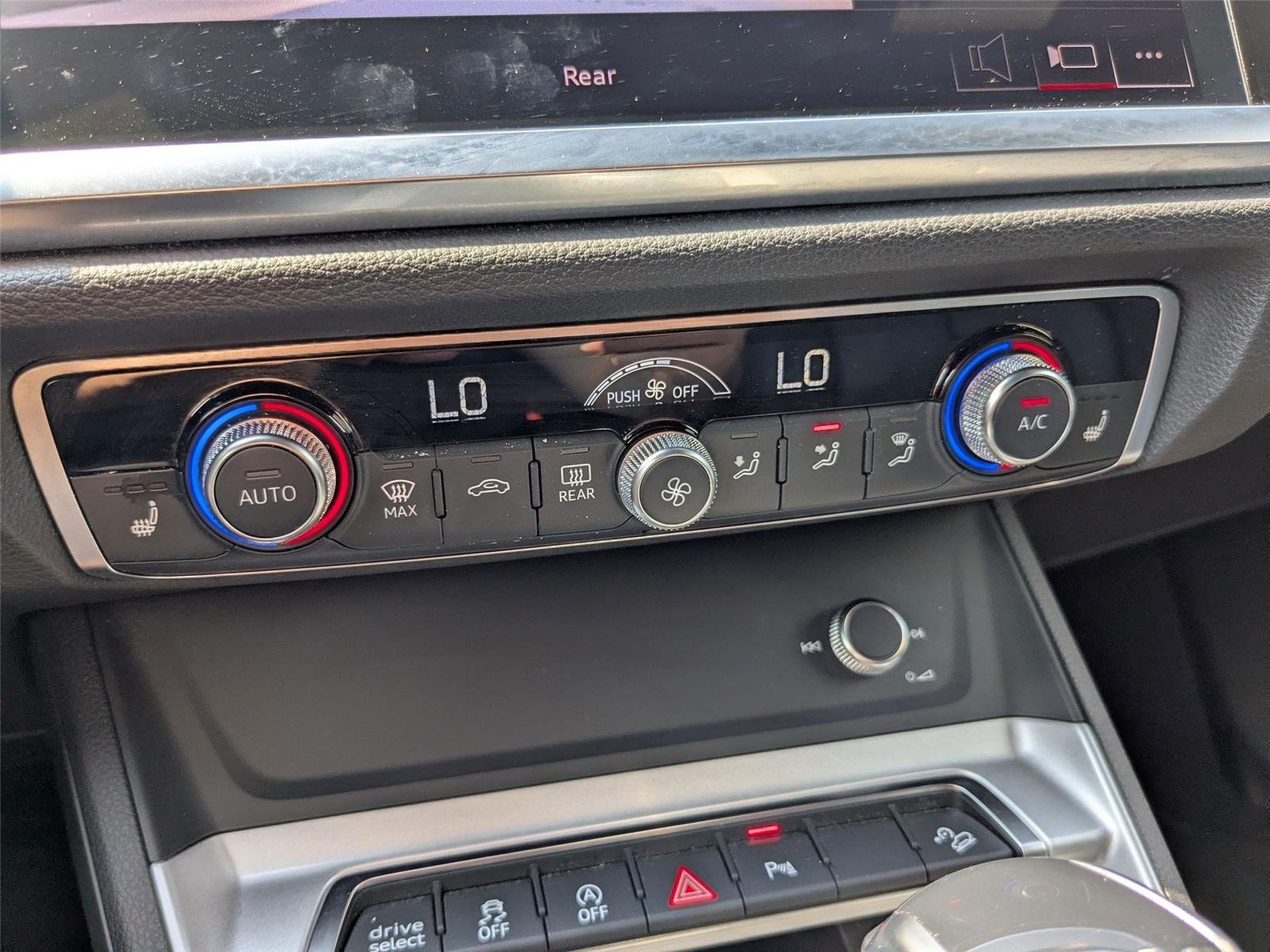 Used 2025 Arkona White Audi S line Premium image 19