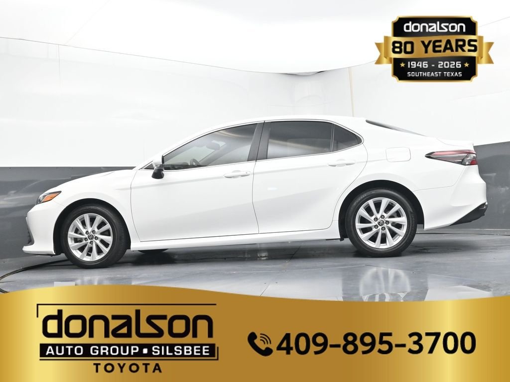 Used 2024 White Toyota LE image 17