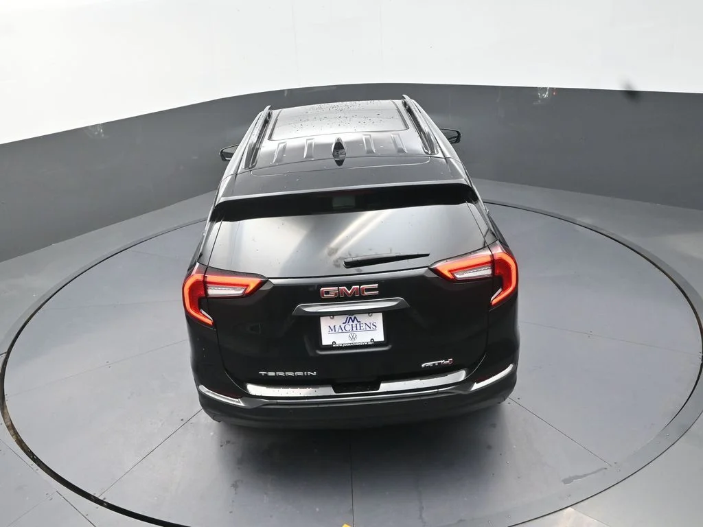 Used 2022 Black GMC AT4 image 20