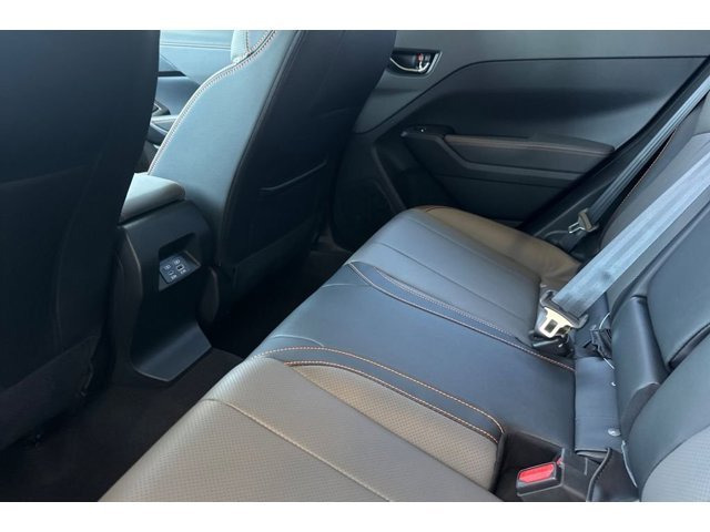 New 2026 CRYSTAL WHITE PEARL Subaru Limited Hybrid image 15
