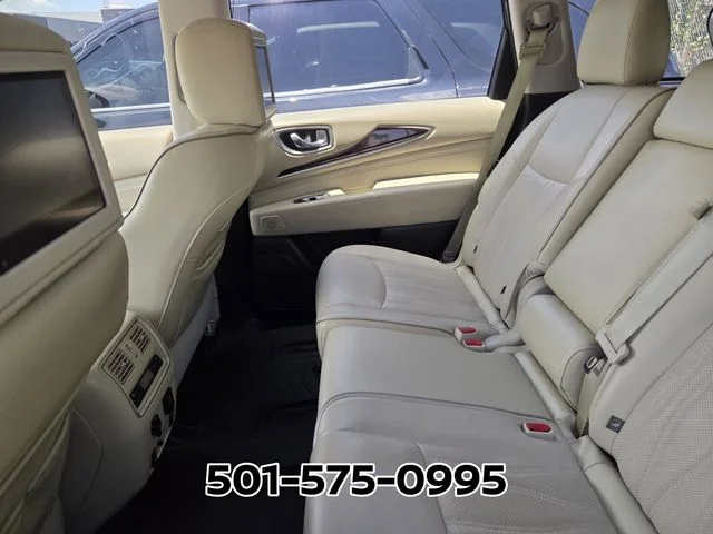 Used 2018 White INFINITI Base image 6