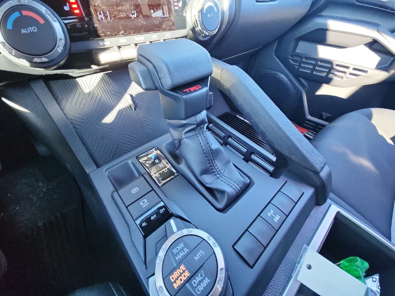 2025 Toyota Tacoma TRD Off Road - Photo 18