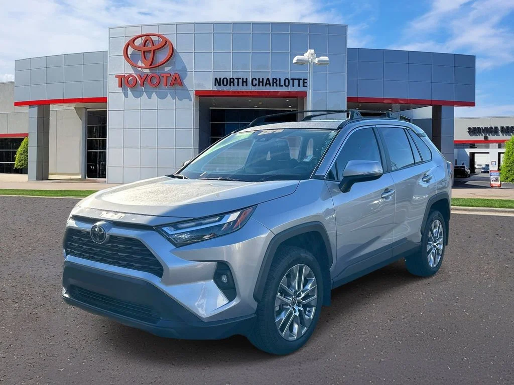 Used 2024 Silver Toyota XLE Premium image 5