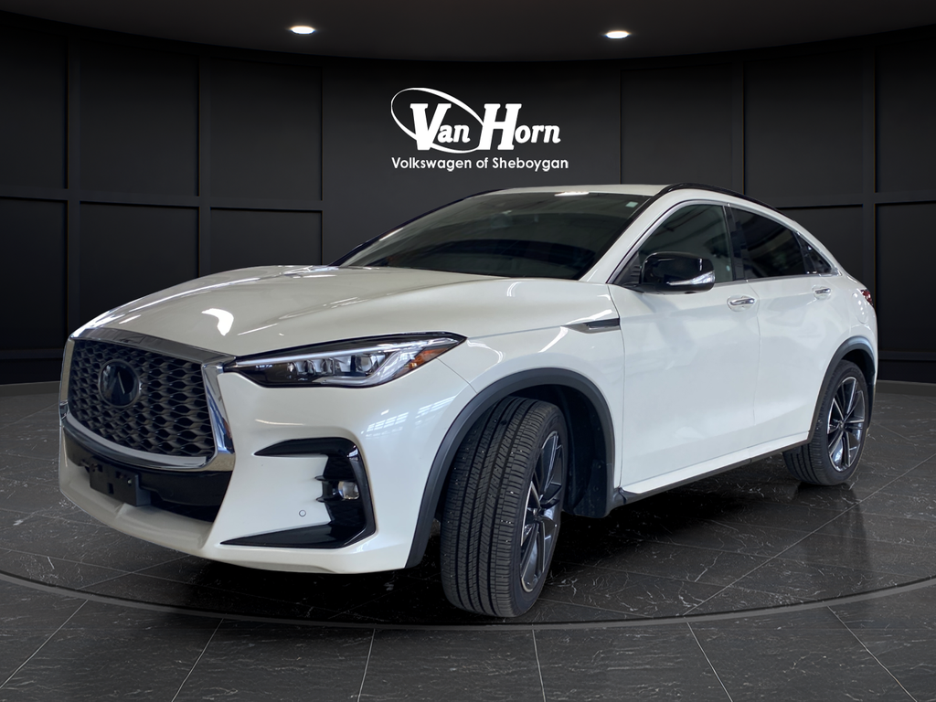 Used 2023 Majestic White INFINITI ESSENTIAL image 3