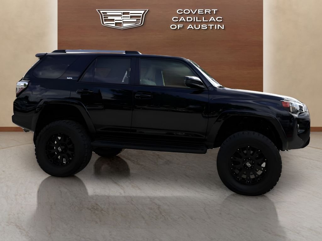 Used 2019 Black Toyota SR5 image 5