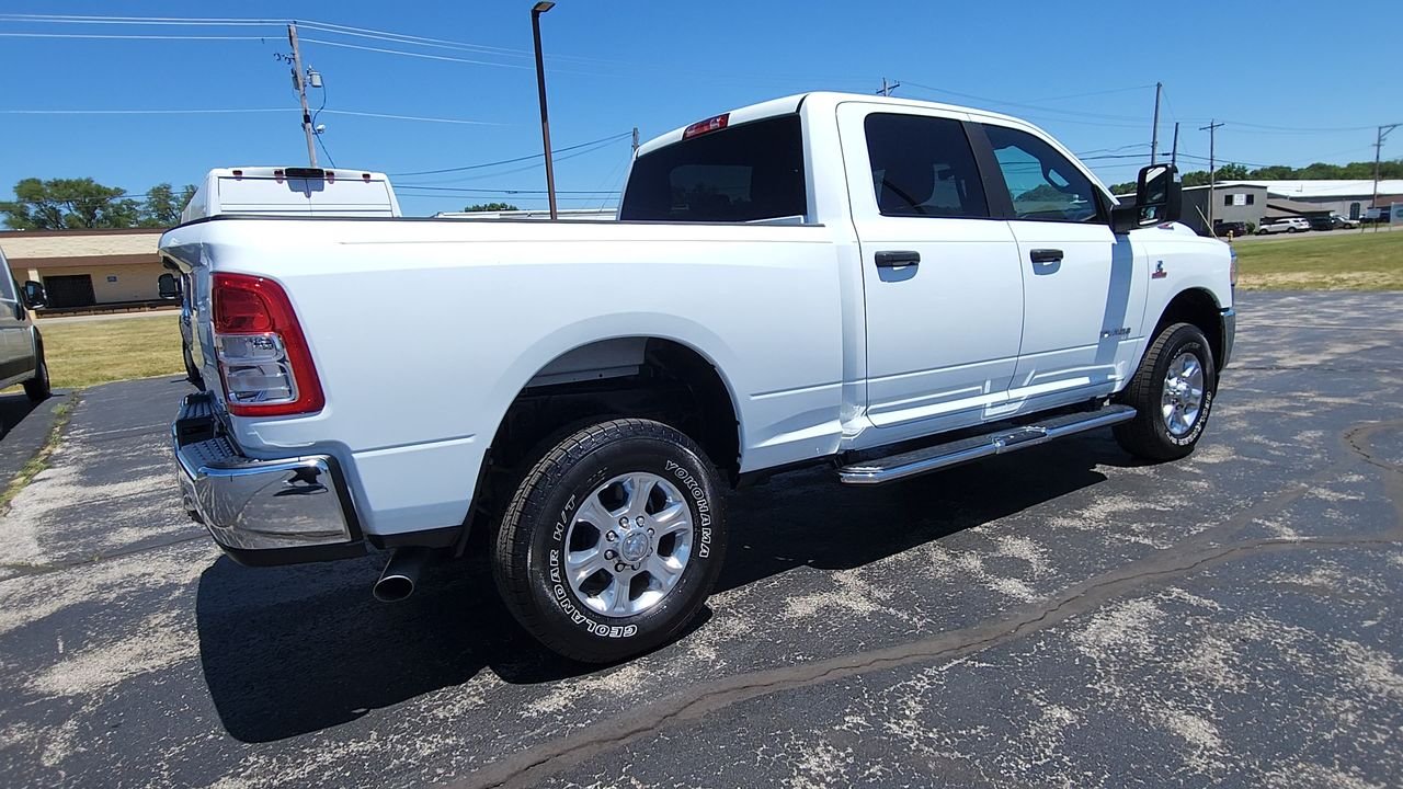 Used 2023 White Ram Big Horn image 8