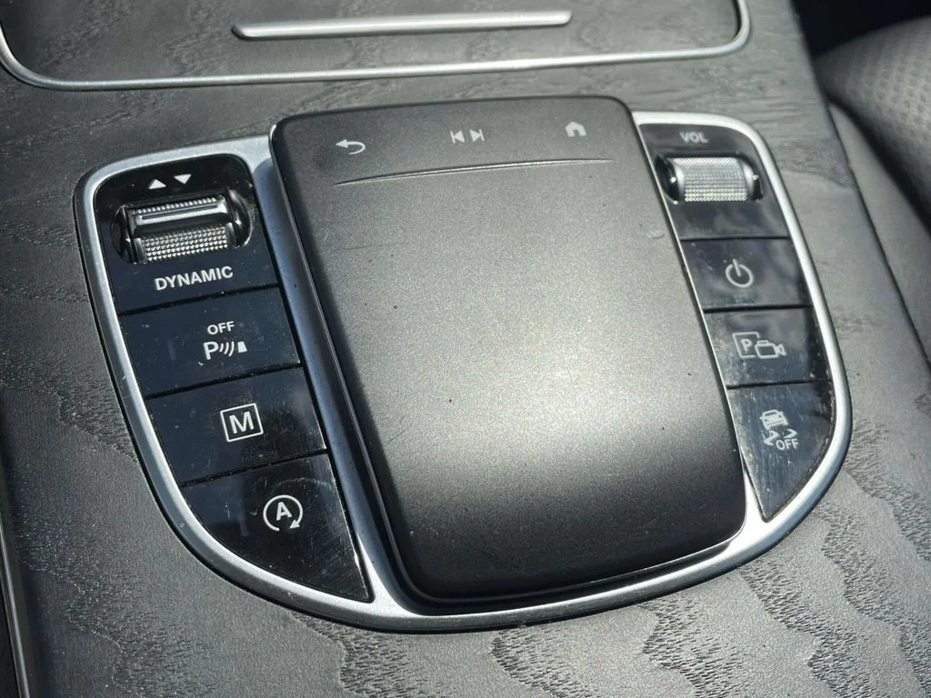 Used 2021 Black Mercedes-Benz 300 4MATIC® image 18