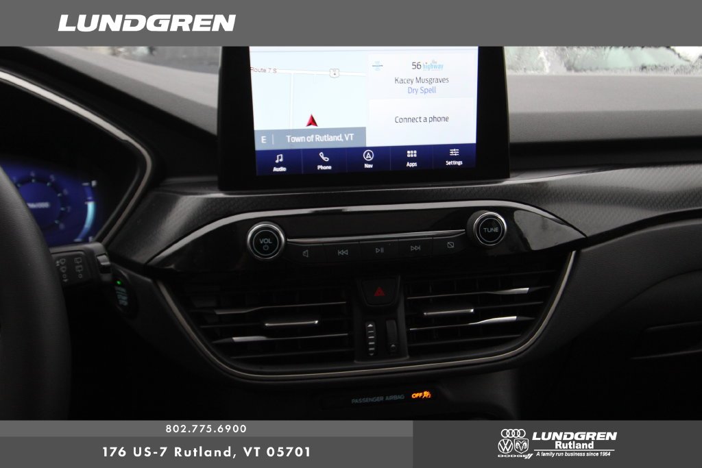 Used 2022 Silver Ford SEL image 20