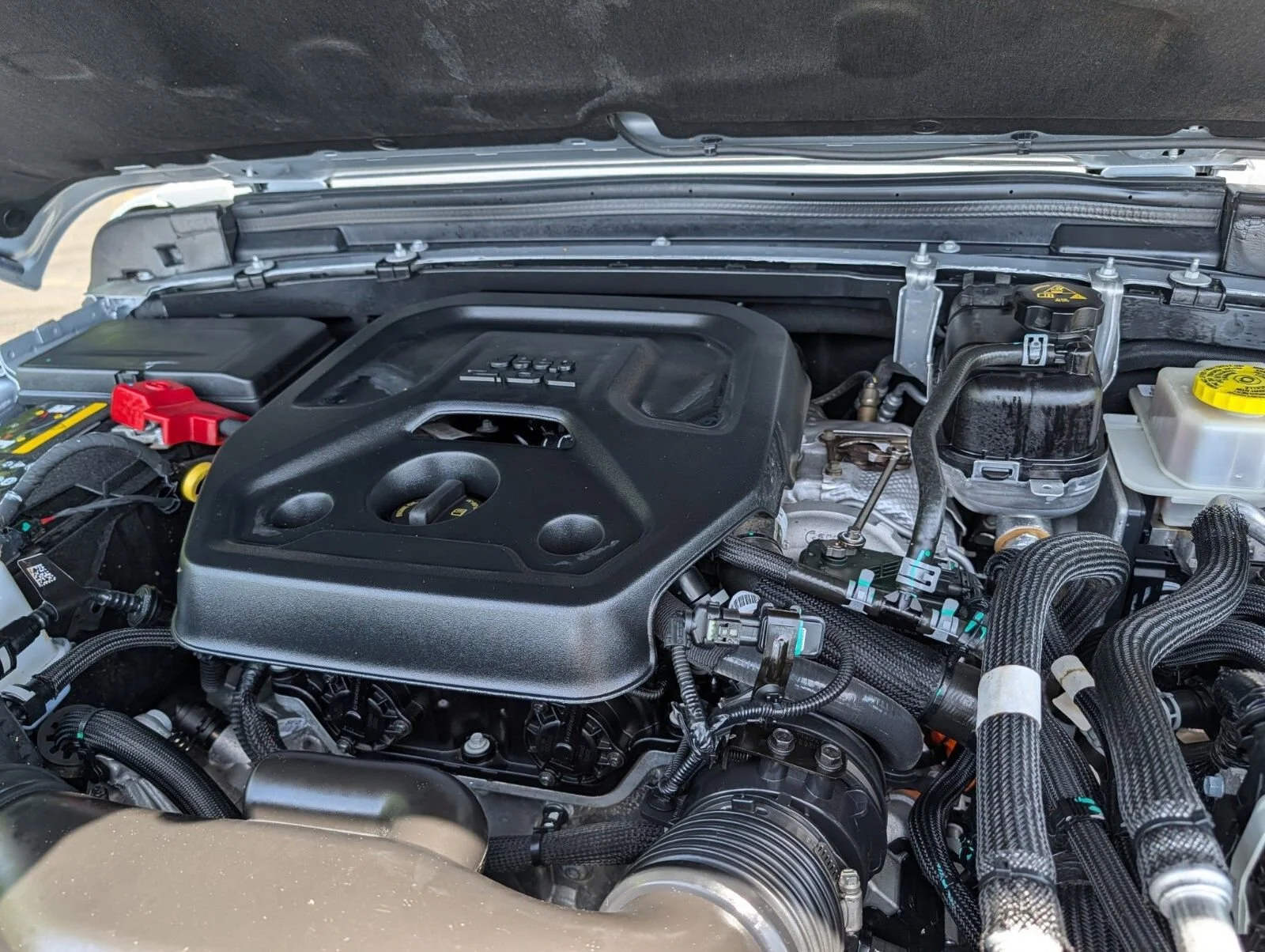 Used 2023 Silver Jeep Rubicon 4x4 image 36