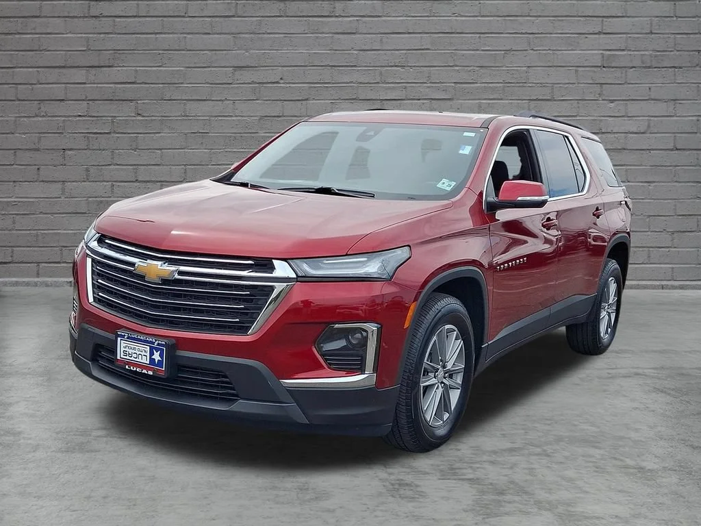 Used 2023 RADIANT RED TINTCOAT Chevrolet LT Cloth image 5