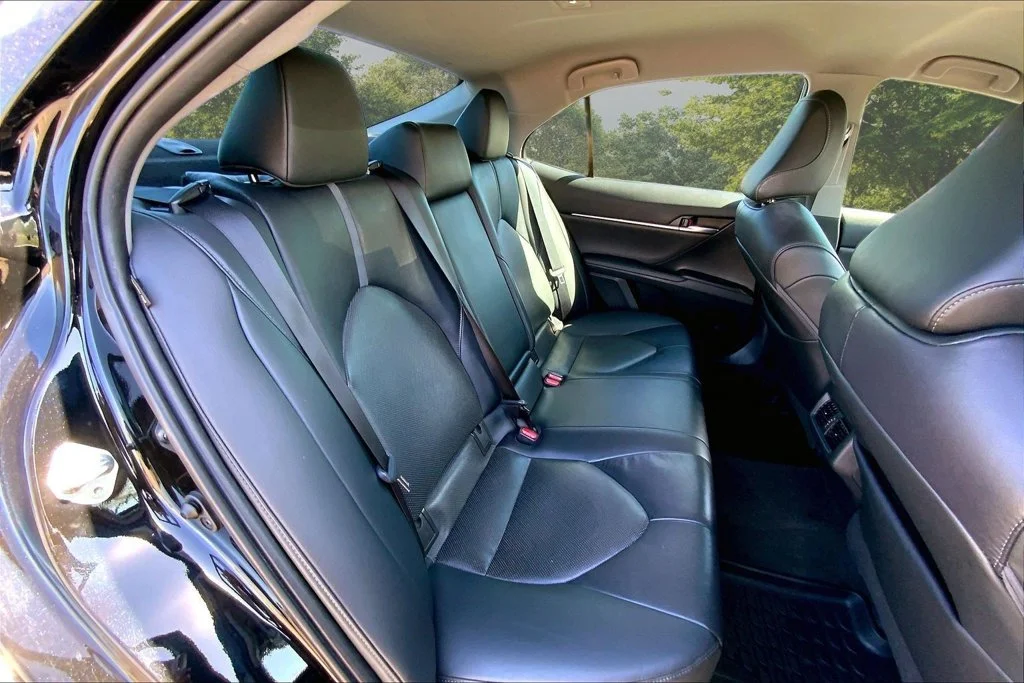 Used 2021 Black Toyota XLE image 25