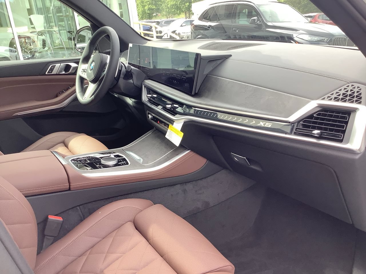 New 2026 Mineral White Metallic BMW sDrive40i image 37