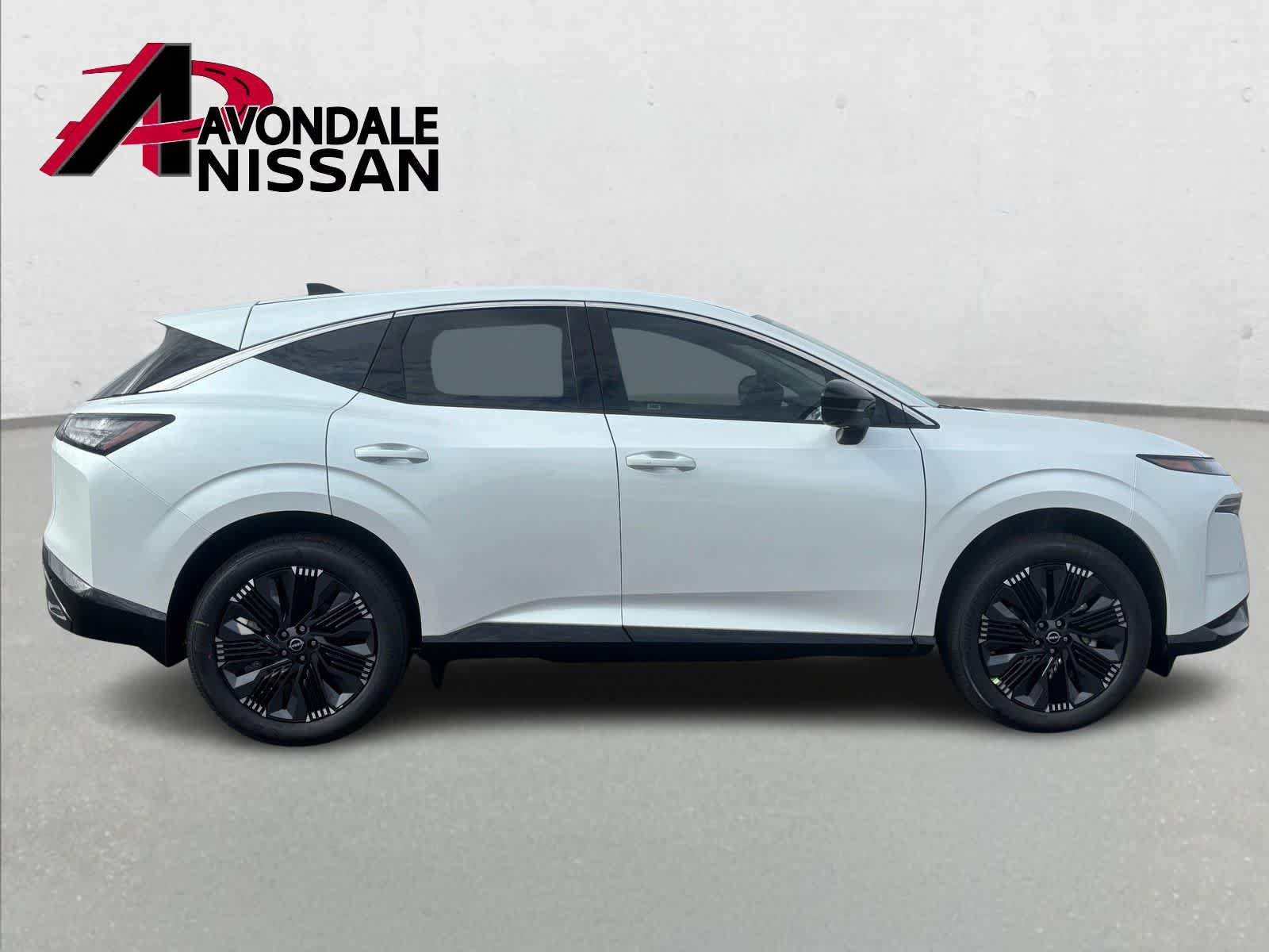 New 2026 Everest White Pearl Tricoat Nissan Platinum image 8