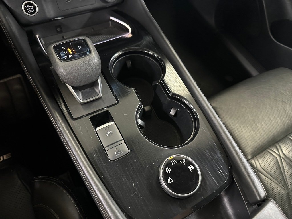 Used 2022 Gun Metallic Nissan Platinum image 16